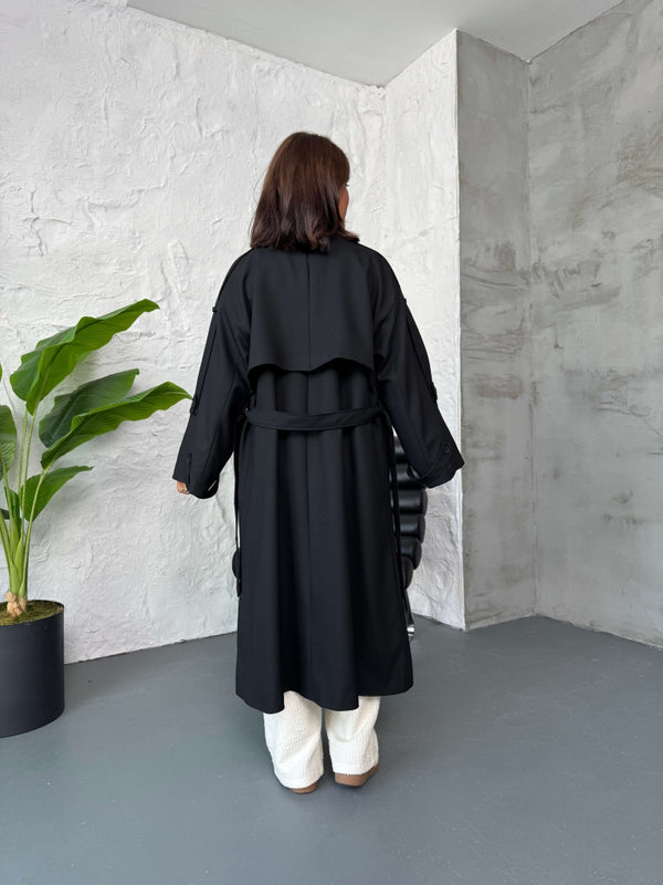Siyah Kruvaze Detaylı Oversize Trençkot