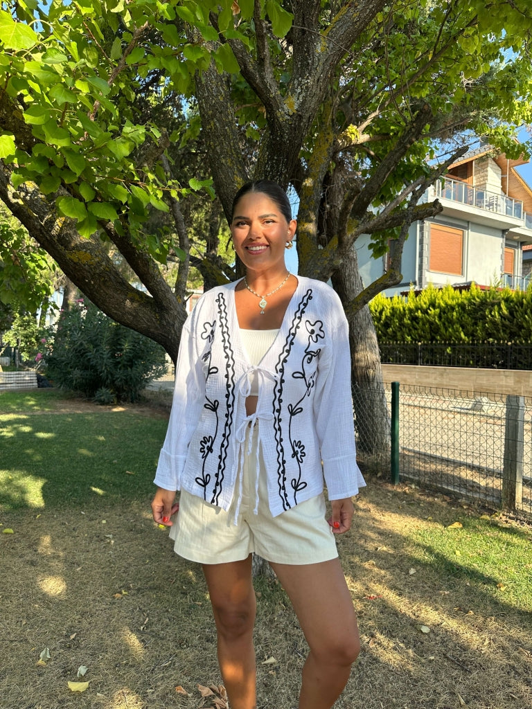 Beyaz Nakışlı Müslin Kimono