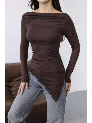 Kahverengi Eteği Dantel Detaylı Asimetrik Bluz 7505-Kahverengi