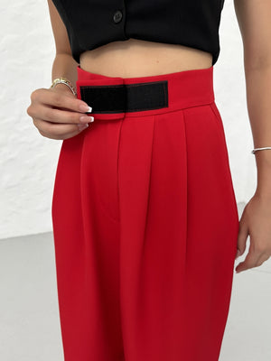 Kırmızı Beli Pileli Tasarım Pantolon