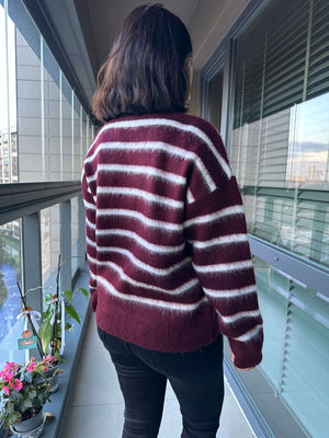 Bordo Çizgili Gold Düğmeli Yumoş Hırka