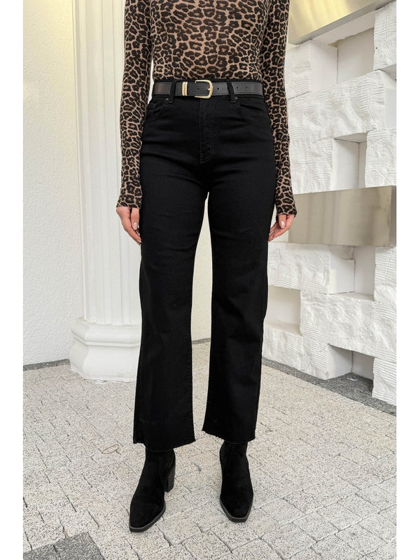 Siyah Kesik Paça Kermerli Jean AK102-Siyah