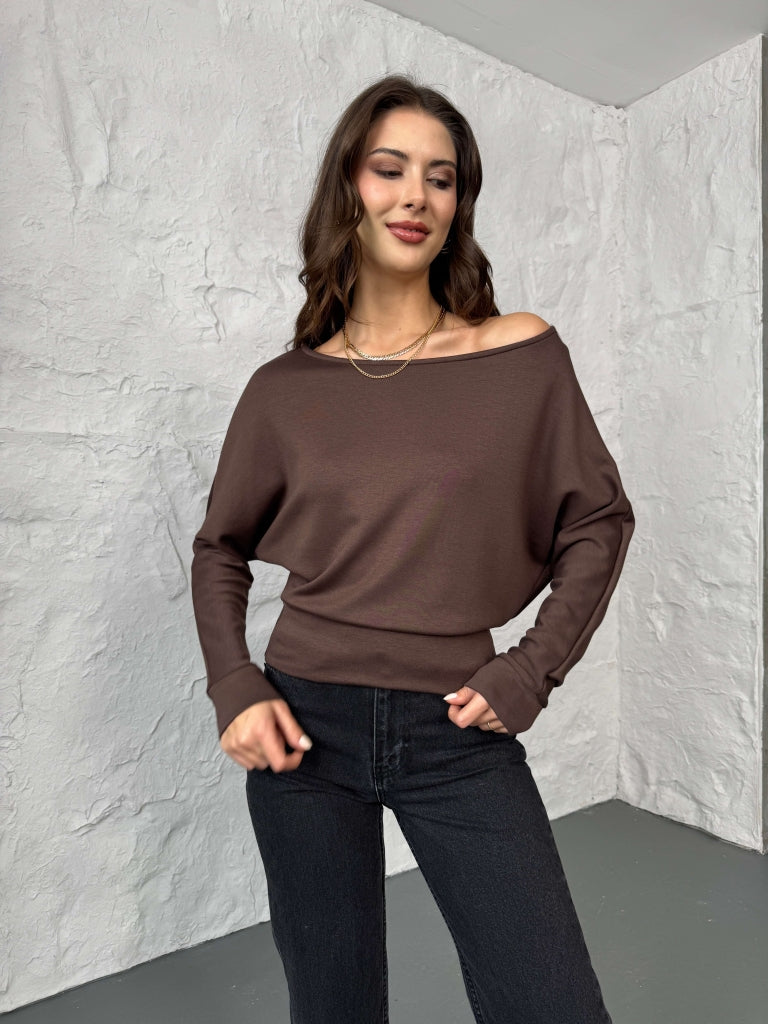 Kahverengi Kayık Yaka Modal Bluz 2540-Kahve