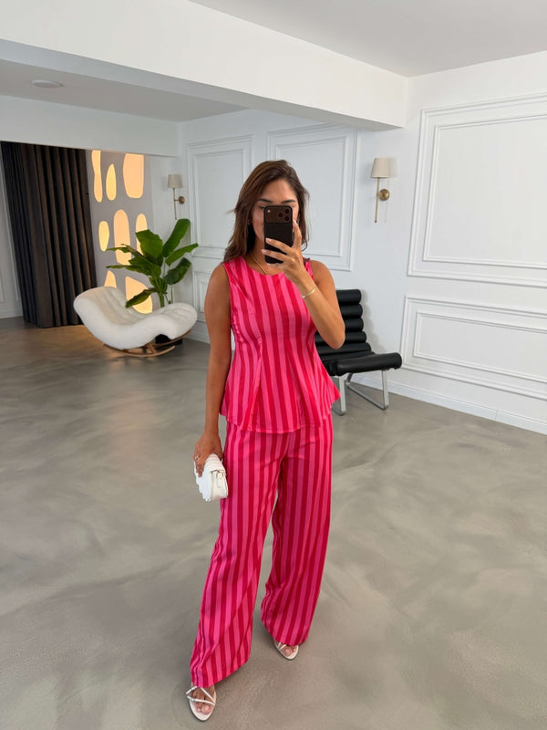 Pembe Çizgili Sıfır Kol Takım 4174-Pembe