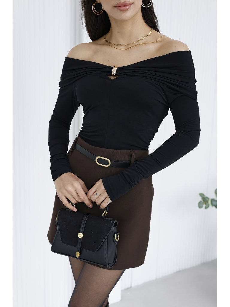 Siyah Yaka Broşlu Madonna Yaka Bluz 0741-SİYAH