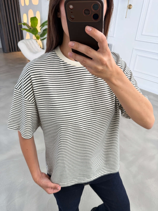 Ekru Siyah Çizgili Orj Marka Oversize Tshirt 6274-Ekru siyah