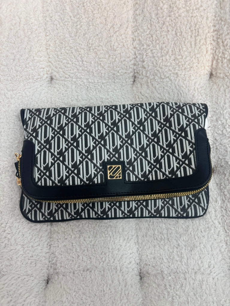 Beyaz Marka Muadili Clutch Çanta CNT03-Beyaz