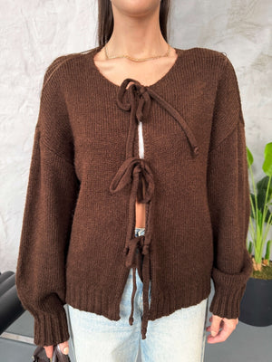 Kahverengi Önü Bağcıklı Örme Hırka EY2426-Kahverengi