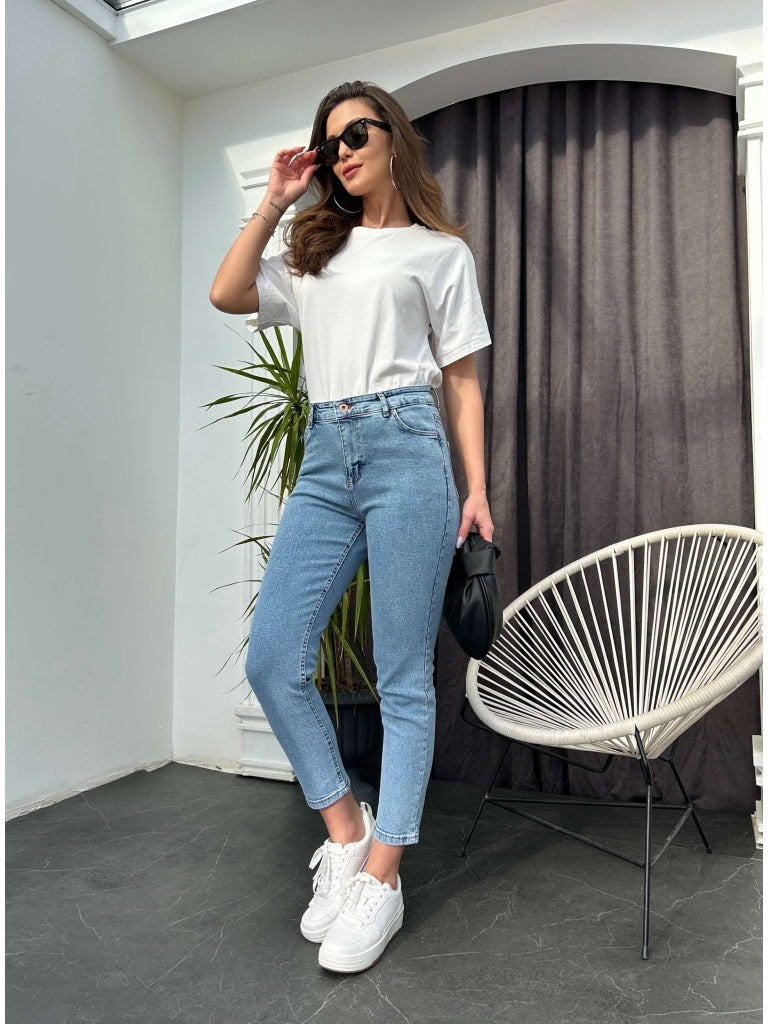 Mavi Yıkamalı Likralı Mom Jean