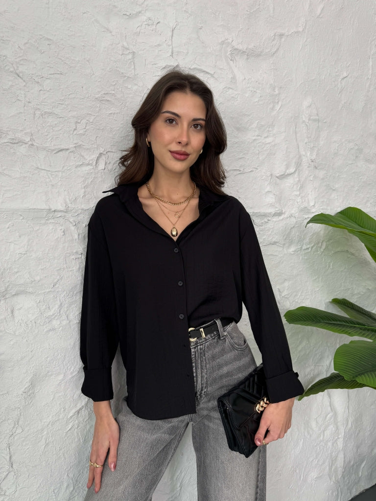 Siyah Çift Kol Düğmeli Gömlek
