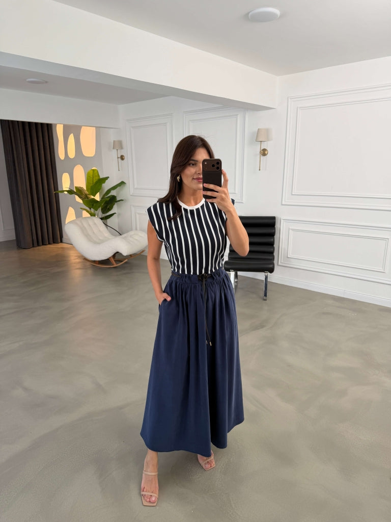 Lacivert Vatkalı Deri Kemerli Elbise 580986-Lacivert