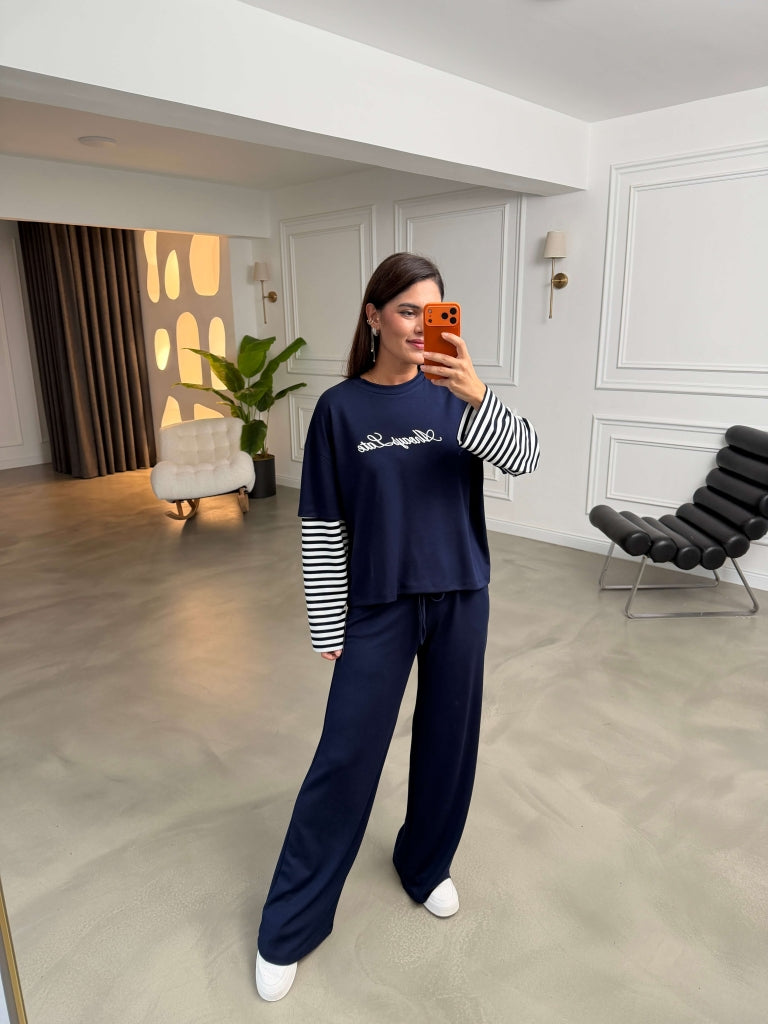 Lacivert Kolları Çizgili Baskılı Takım 4237-Lacivert