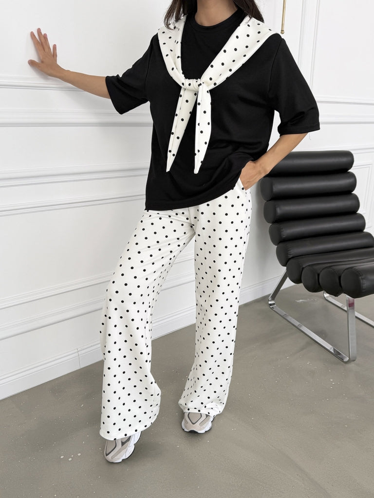 Ekru Puantiyeli Fularlı Modal Takım 4130-Siyah