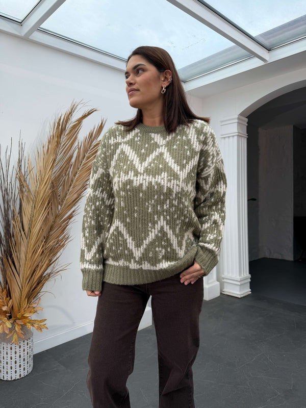 Yeşil Jakarlı Yumuşak Oversize Triko Kazak 2559-YEŞİL