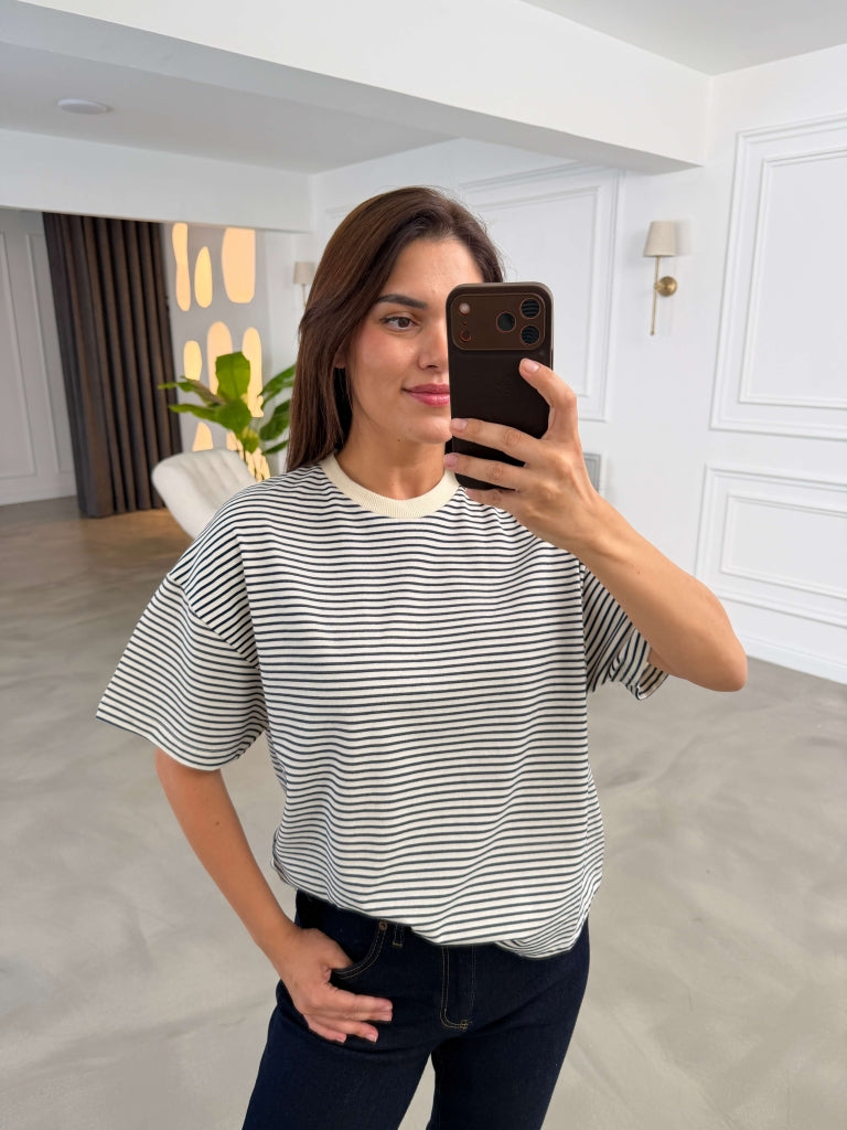 Ekru Lacivert Çizgili Orj Marka Oversize Tshirt 6274-Ekru Lacivert