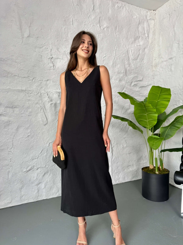 Siyah  Arkası Yırtmaçlı Premium  Tencel Elbise