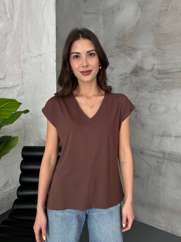 Kahve V Yaka Ön Şeritli Tshirt