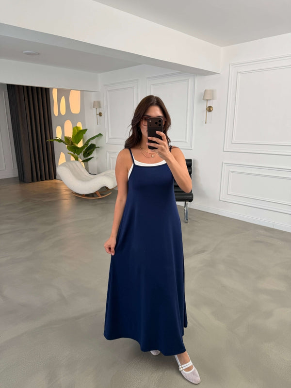 Lacivert İçi Atletli Kloş Elbise 4810-Lacivert
