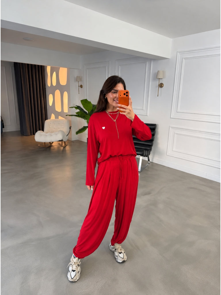 Kırmızı Kalp Nakışlı Uzun Kollu Takım 9139-Kırmızı