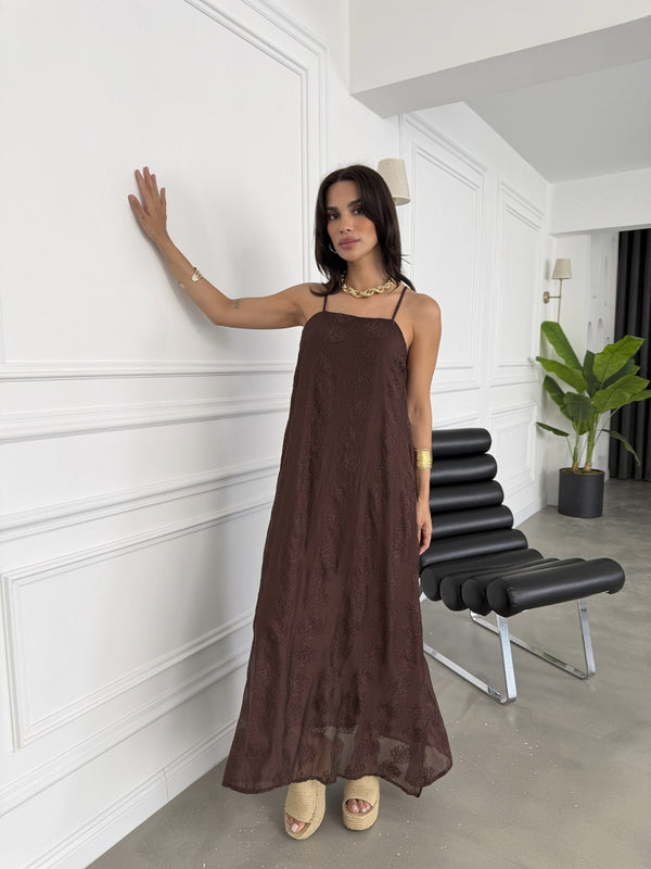 Kahve Nakışlı Yırtmaçlı Askılı Elbise EY3437-Kahve