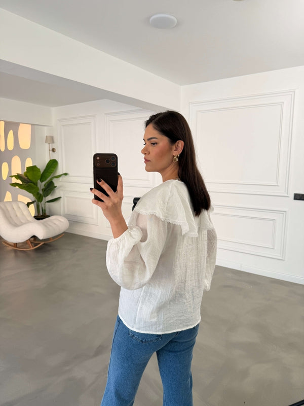 Ekru Yakası Dantel Detaylı Keten Bluz 5068-Ekru