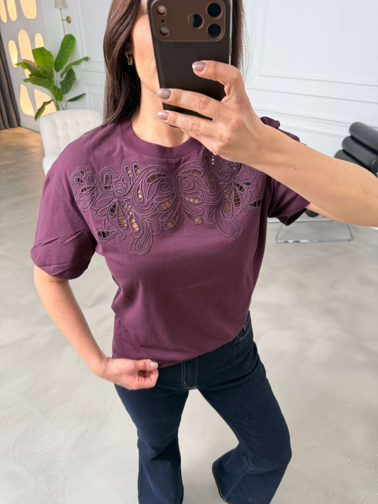 Mürdüm Önü Brode Detaylı Tshirt 6705-Mürdüm