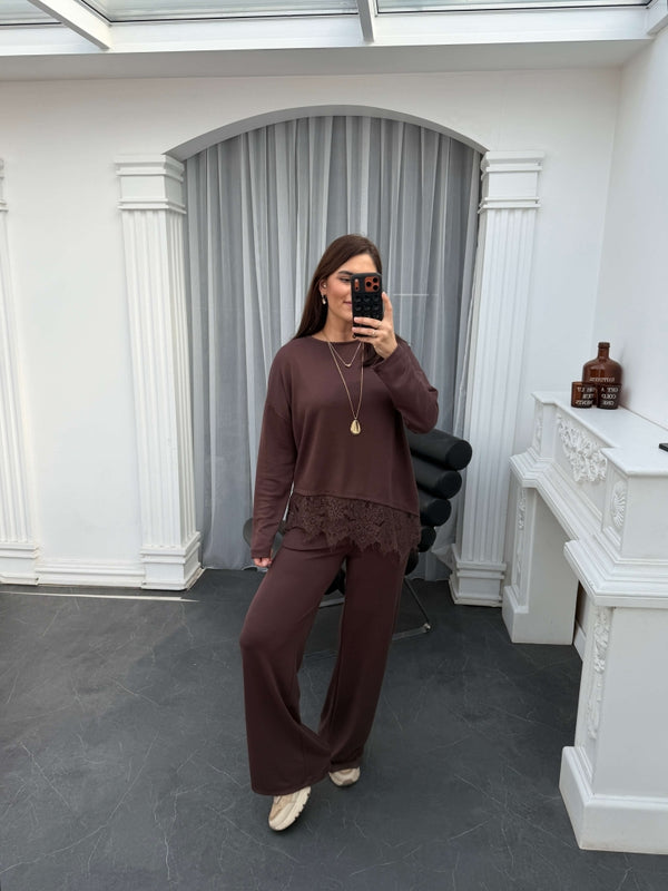 Kahverengi Etek Ucu Dantelli Modal Takım 4105-Kahverengi