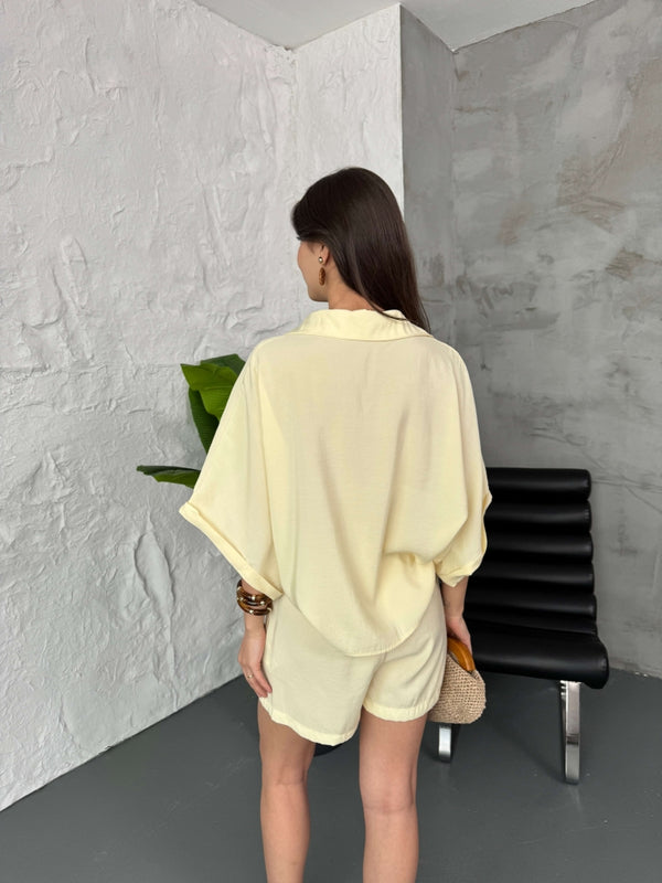 Sarı Hasır Kemerli Şortlu Tencel Takım