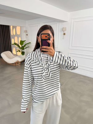Ekru Çizgili Fularlı Sweatshirt 9037-Ekru