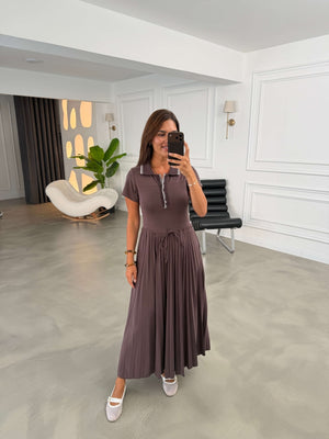 Kahve Polo Yaka Eteği Pileli Elbise 4180-Kahve