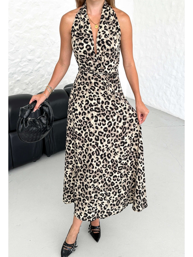Leopar Boyun Detaylı Elbise