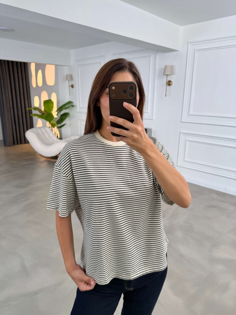 Ekru Siyah Çizgili Orj Marka Oversize Tshirt 6274-Ekru siyah