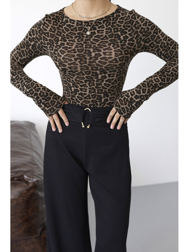 Dilvin Leopar Kayık Yaka Transparan Bluz 32206-Leopar