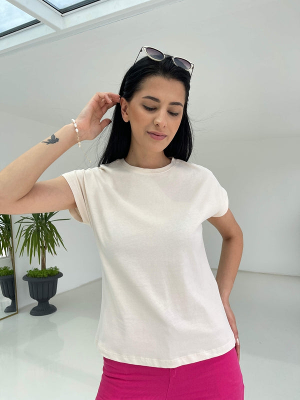 Taş Arkası Dikiş Detaylı Tshirt