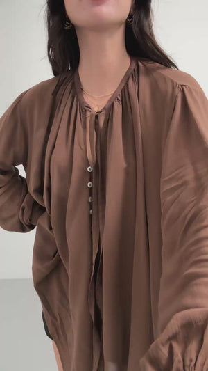 Kahverengi Yakası Fularlı Salaş Gömlek 4988-Kahverengi