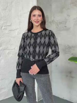 Siyah Baklava Desen Kemerli Triko Hırka 2414-Siyah