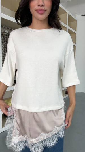 Ekru Eteği Dantelli Triko Bluz 8038-Ekru