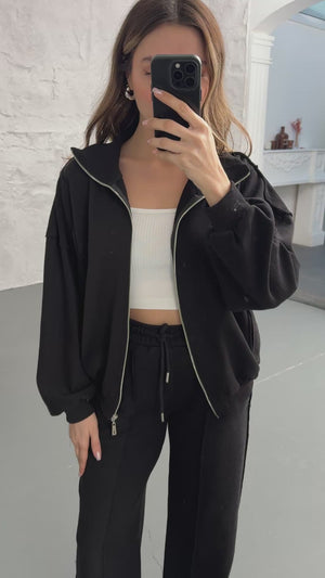 Siyah Premium Garnili Takım 10158-Siyah